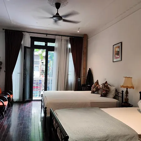 Centraltique Downtown - Bespoke Colonial House Near Hoan Kiem Lake
